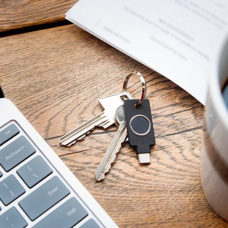 YubiKey C Bio FIDO Edition Yubico juodas belaidis autentifikacijos raktas