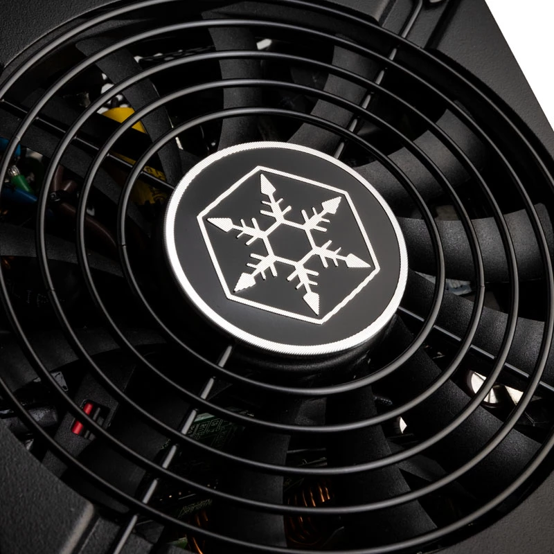 SilverStone SFX Series SX700-LPT V1.1 - vidinis maitinimo blokas - SFX-L - 700 W - 80 PLUS Platinum - juodas