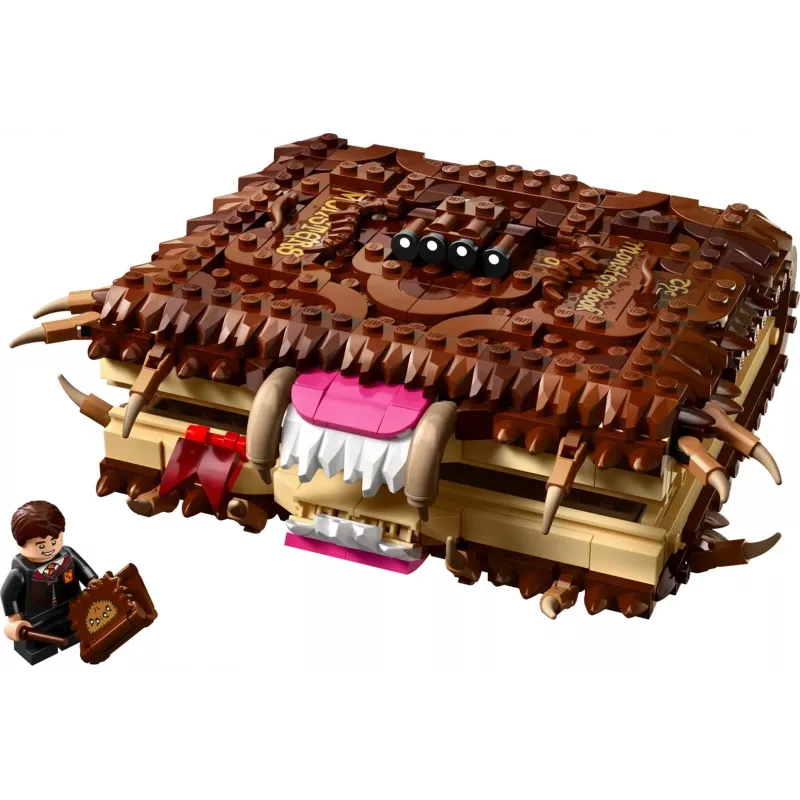 LEGO Harry Potter žaidimų rinkinys Pabaisų knyga 76449 – 518 dalių, 1 minifigūrėlė, pritvirtinami dantys