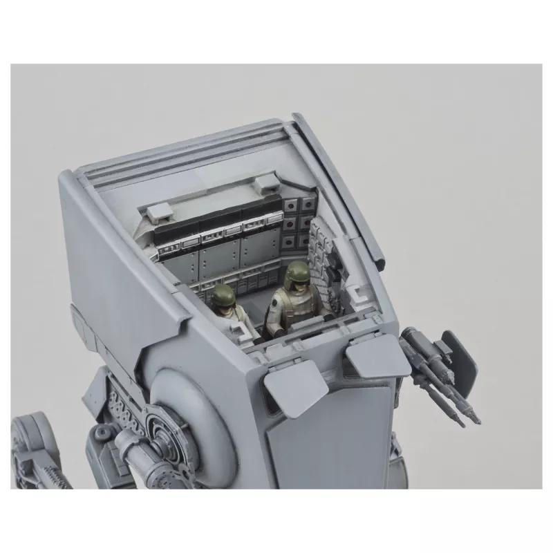 Šarvuotos kovos mašinos modelio surinkimo rinkinys REVELL AT-ST 1:48 mastelis, aukštis 182 mm