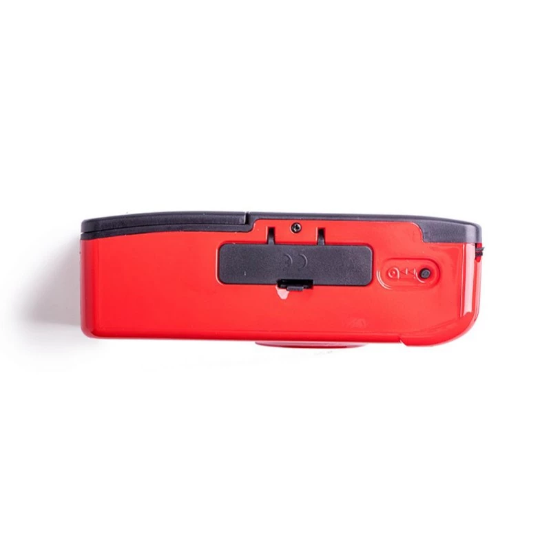 Kodak M38 Scarlet – daugkartinis 35 mm juostinis fotoaparatas, kompaktiškas