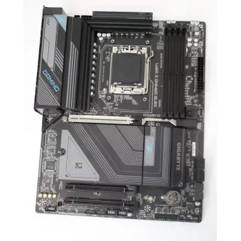 Motininė plokštė GIGABYTE X870 GAMING X WIFI7SO — atnaujinta, naudota, be dėžutės, be antenos