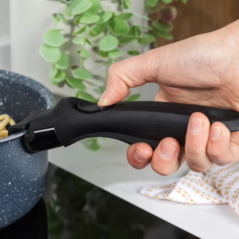 Panelių rankena Russell Hobbs RH03280EU7 Smart Clip – atsarginė rankena keptuvėms ir puodų dangčiams