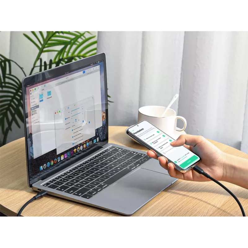 AUKEY CB-SCC241 USB-C į USB-C kabelis PD 240W 5A 20V 1m Nylon Juodas