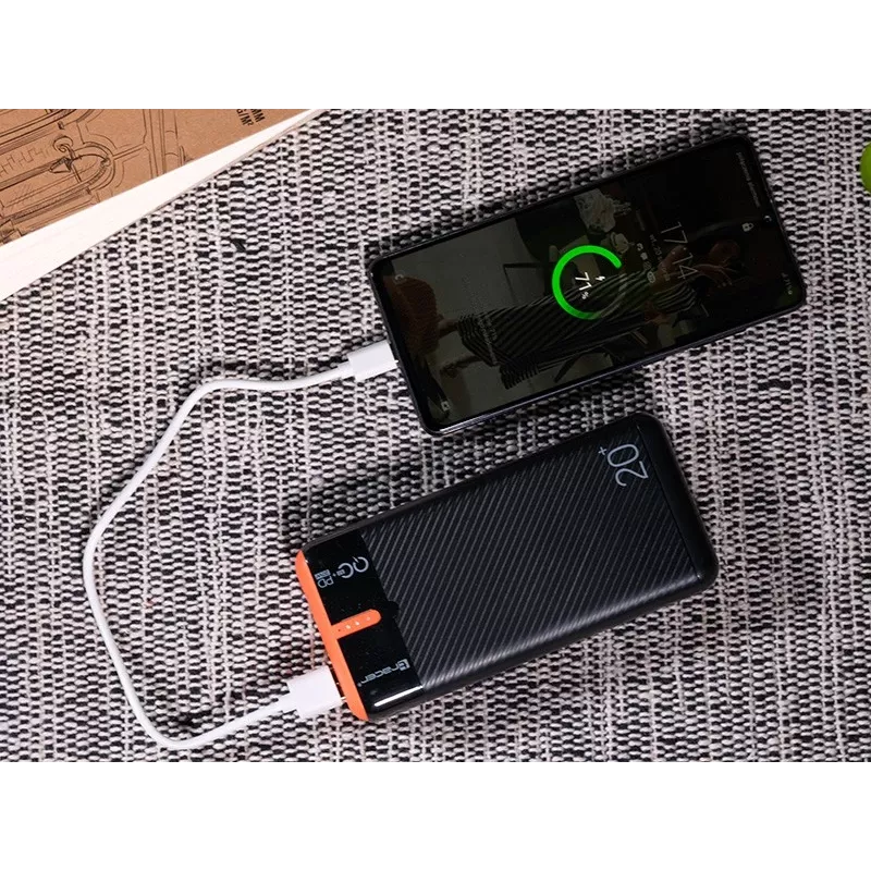Nešiojamas įkroviklis TRACER EnerGen 20000 mAh, Power Delivery 20W, USB-C įvestis, 2×USB-A išėjimai, 3 įrenginių palaikymas, oranžinė