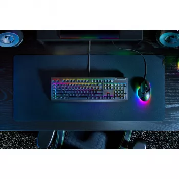 Razer BlackWidow V4 X klaviatūra žaidimams USB QWERTZ vokiška juoda