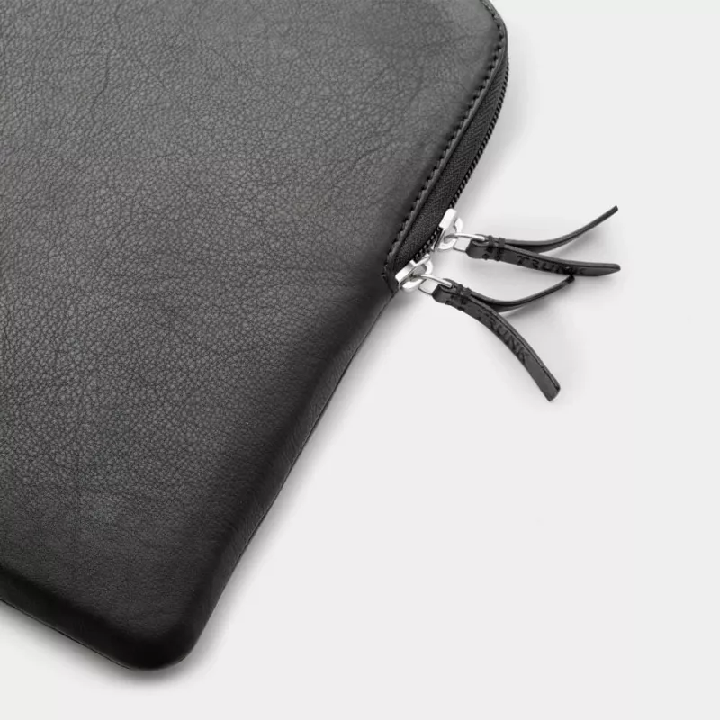 16 inch MacBook Pro odinis dėklas – juodas