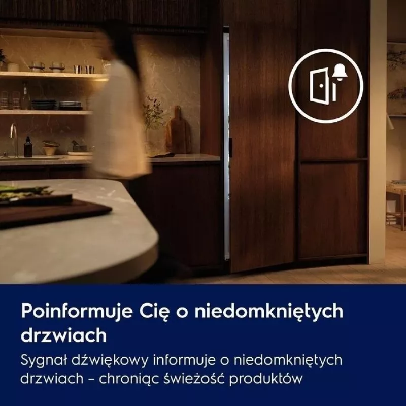 Įmontuojamas šaldytuvas-šaldiklis Electrolux ENS3SE18S — nerūdijantis plienas, viršuje esantis šaldiklis, reversinės durelės, energijos klasė E