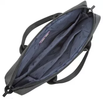 Porteris Rivacase 8730 39,6 cm (15,6 colio) juodas