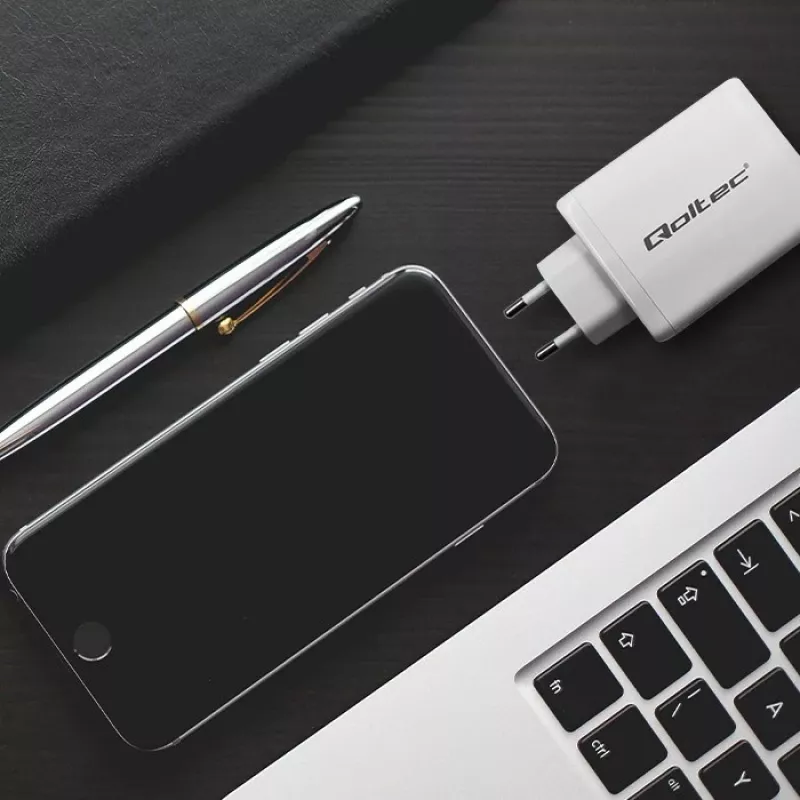 Kroviklis QOLTEC 100W GaN USB-C Dual PD 5–20V 1.5–5A, 2×USB-C