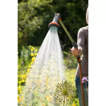 GARDENA 18334-20 patogus purškimo lietus – atsparus šalčiui sodo purkštuvas