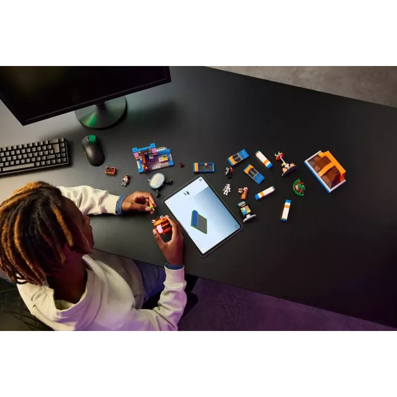 LEGO FORTNITE 77076 Durrr Burger restorano statybinis rinkinys – 546 dalių, 4 minifigūrėlės, 270×180×90 mm