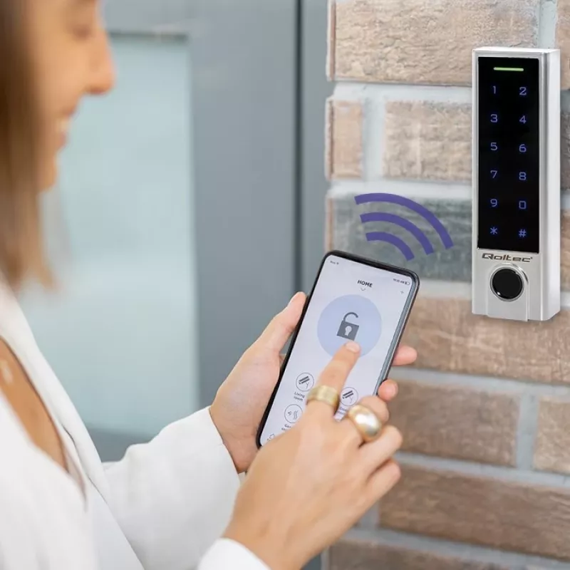 Qoltec 52448 spynų rinkinys TITAN su pirštų atspaudų skaitytuvu | RFID | BT 4.0 | Kodas | Kortelė | Raktų pakabukas | Durų skambutis | IP68 | EM