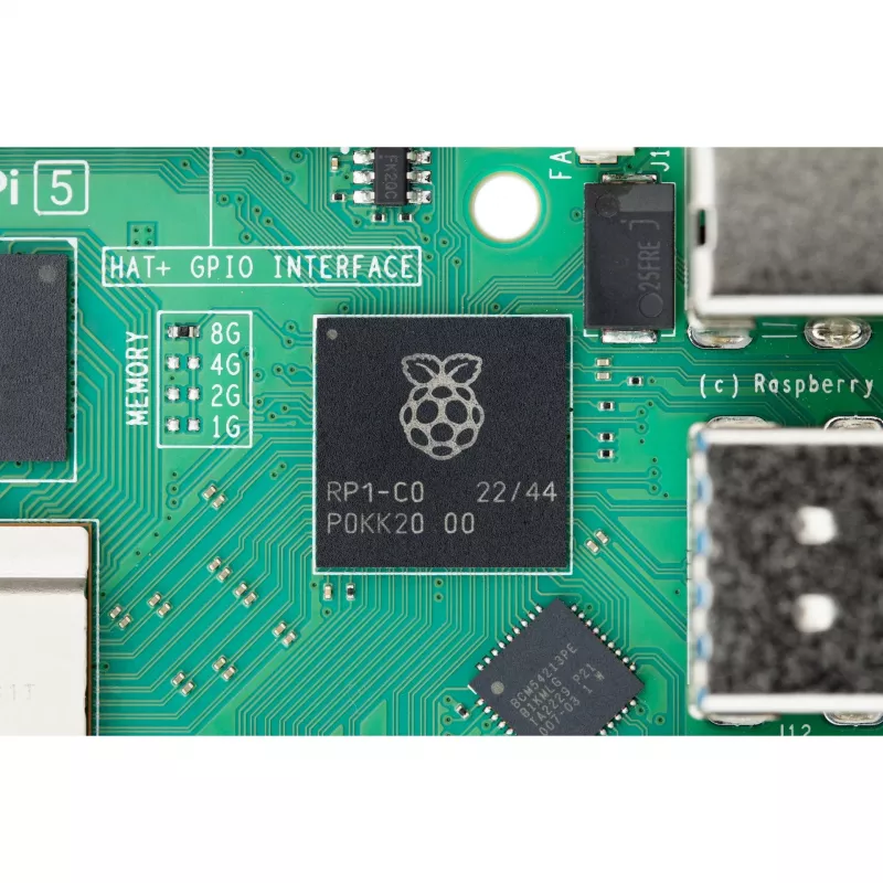 Vienos plokštės kompiuteris Raspberry Pi 5 kūrimo plokštė – 2400 MHz Arm Cortex-A76, iki 16 GB LPDDR4x, MicroSD, USB 3.2, Wi‑Fi 5