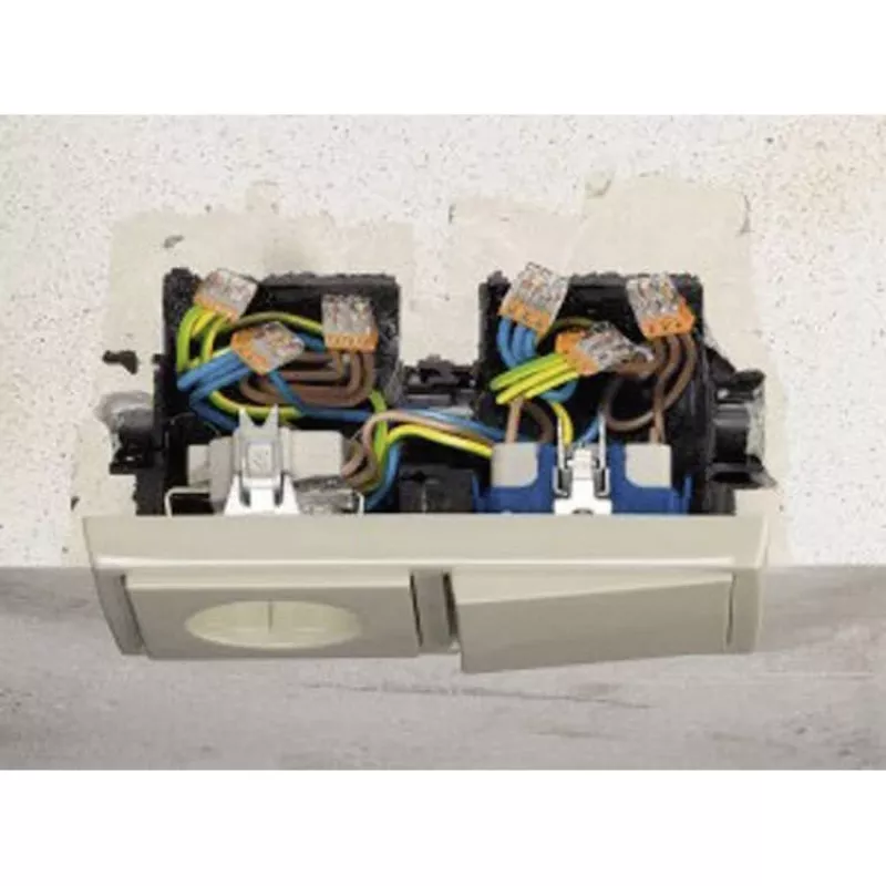 Wago gnybtų jungtis 4 polių 0,5–2,5 mm² 24 A 400 V