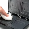 Sumuštinių skrudintuvas Black & Decker BXSA753E — 2 sumuštiniams, 750 W, nelipnios plokštės, 215×125 mm kepimo paviršius, kompaktiškas nerūdijantis plienas