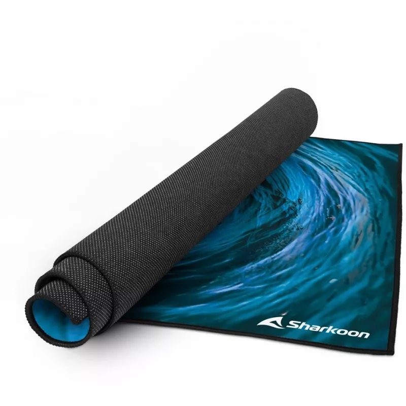 Sharkoon SKILLER SFM12 Undertow grindų apsaugos kilimėlis, 140 x 100 cm, juodas/mėlynas/baltas