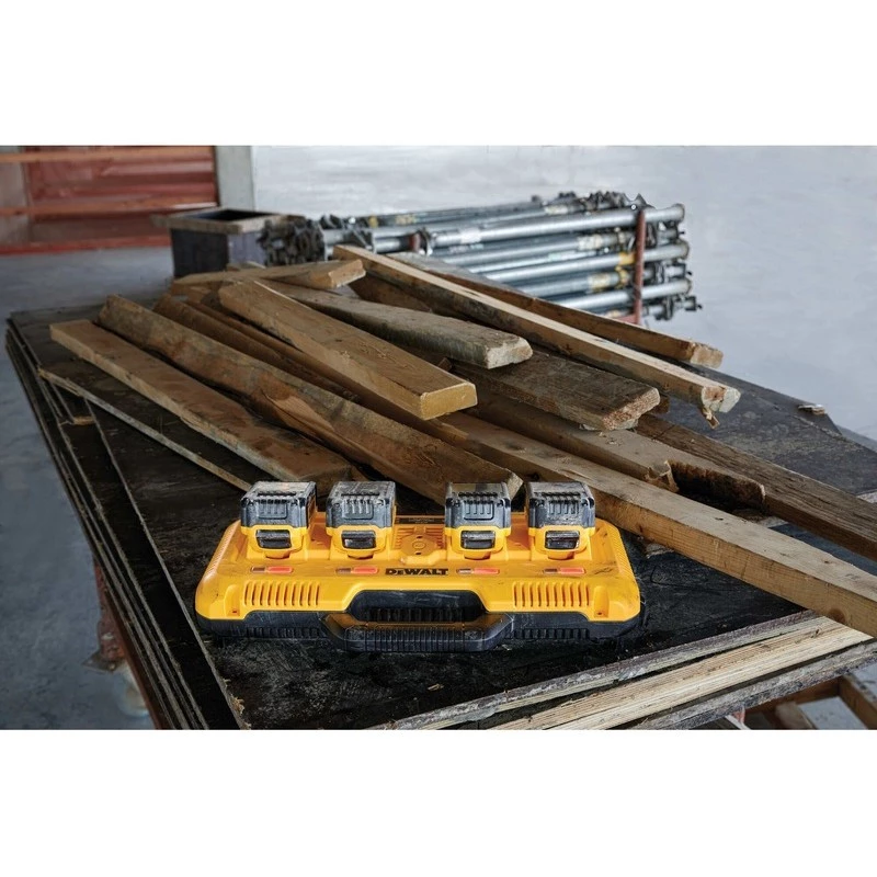 DeWALT DCB104-QW akumuliatorių įkroviklis