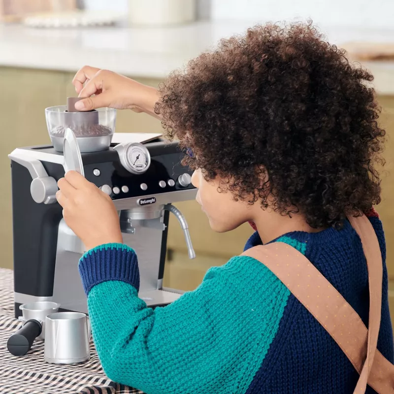 DeLonghi Barista kavos aparatas – vaikiškas žaislas buičiai