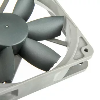 120 mm korpuso ventiliatorius Noctua NF-S12B redux 700 – 700 RPM, 56,9 m³/h, 6,8 dB, SSO guolis, 3 kontaktų, 120×25 mm