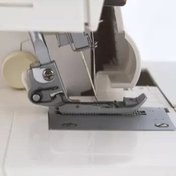 Siuvimo mašina ŁUCZNIK Overlock 820D-3
