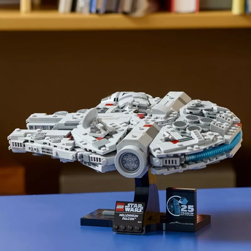 LEGO Star Wars 75375 Millennium Falcon konstruktorius, 921 detalė, 18+, 190×240×130 mm