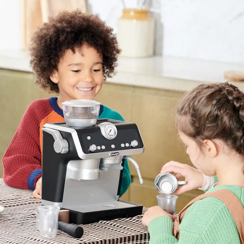 DeLonghi Barista kavos aparatas – vaikiškas žaislas buičiai