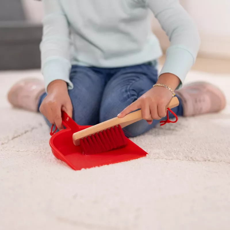 Melissa & Doug Šluotos rinkinys žaidimų virtuvei