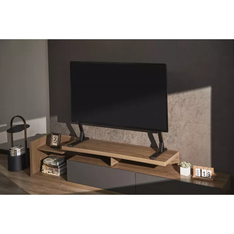 Ant grindų TV stovas GEMBIRD TVS-D90F-01 45–90 colių televizoriams, plieninis, fiksuoto aukščio, VESA 200x200–800x400, maks. apkrova 60 kg, 970×800×525 mm