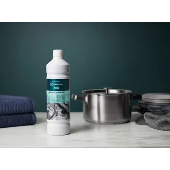Descaler Electrolux M3KCD202 1 L – universalus skysčio kalkių šalinimo priemonė virduliams, kavos aparatams, garo lygintuvams