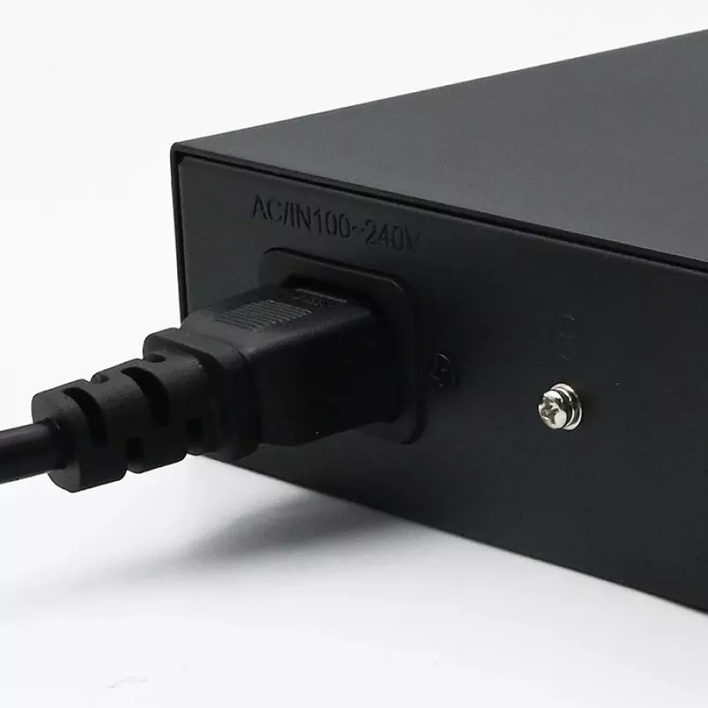 Tinklo jungiklis QOLTEC 52292 – Gigabit Ethernet PoE, 16x RJ45, 2x RJ45 uplink, 2x SFP