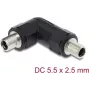Adapteris DC statinės jungties DELOCK 5.5 x 2.5 mm moteriška–moteriška su sriegine mova, 90° kampu, juodas