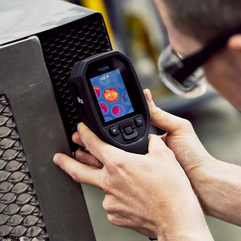 FLIR TG298 nešiojamasis termovizorius, 160x120, MSX Super Resolution 320x240, nuo -25 iki +1080 °C, lazeris, LCD ekranas, juodas