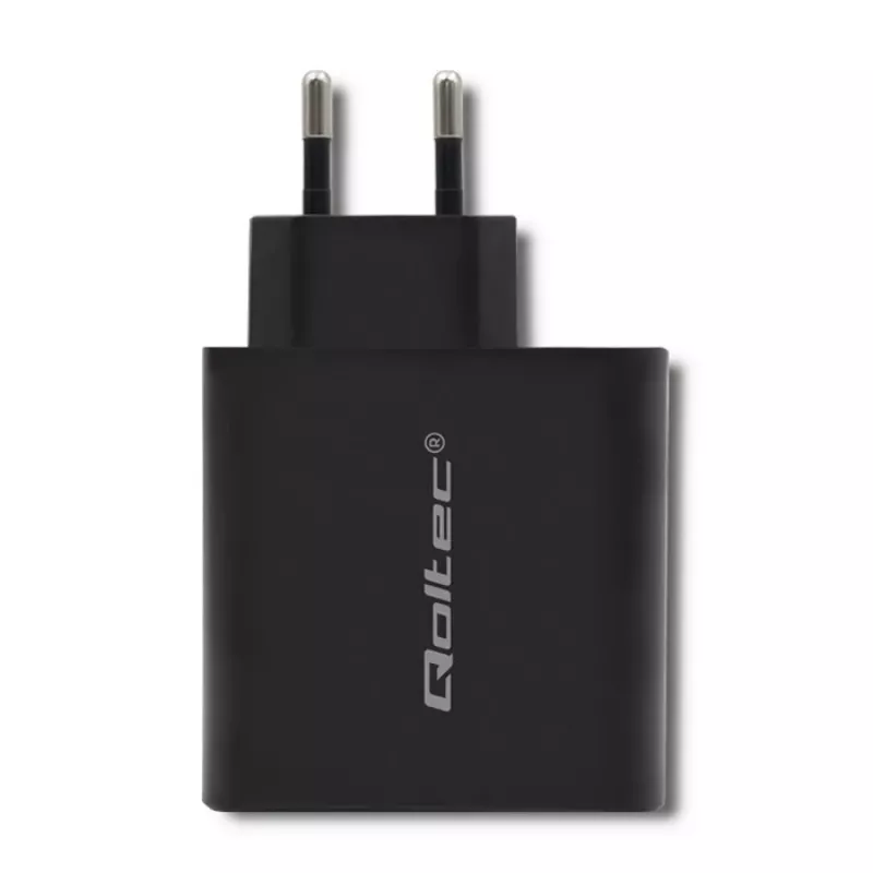 Qoltec 51716 sieninis įkroviklis 63 W, USB-C PD + USB QC 3.0, 5-20 V 1,5-3 A, juodas