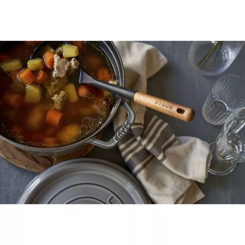 Staub Cocotte 3.8 L Apvalus ketaus troškinimo indas kepimui