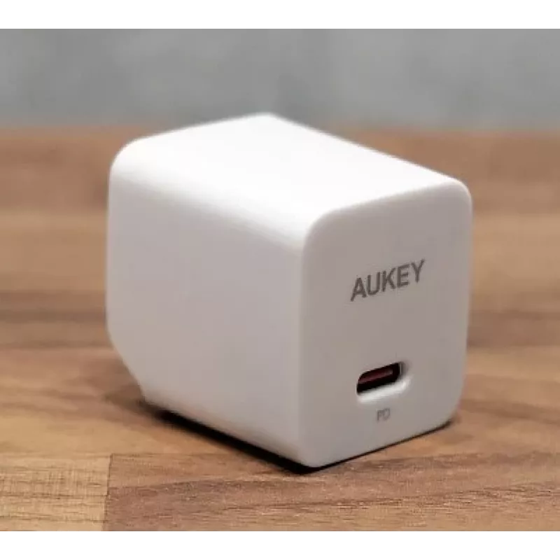 Mini tinklo įkroviklis AUKEY PA-Y20S Baltas 1xUSB-C 20W PD Power Delivery