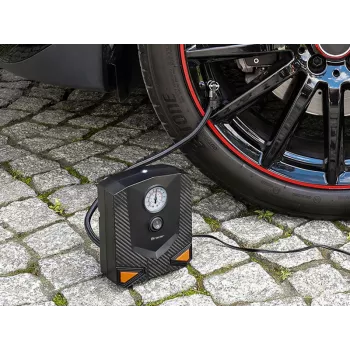 Nešiojamas oro siurblys TRACER RES-03ML 12V 150 PSI – automobilio padangų pripūtimo įrenginys, 12 V maitinimas