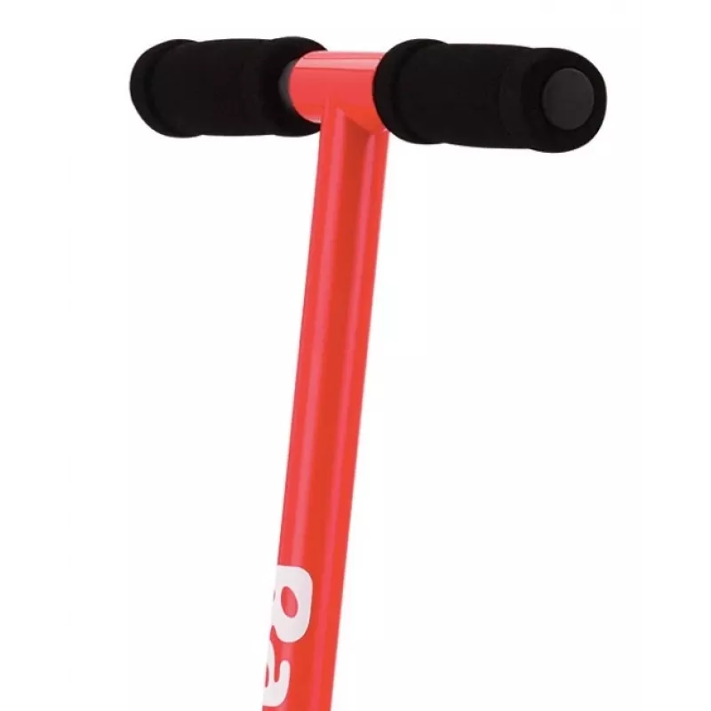 Paspirtukas vaikiškas Razor S Spark Sport – plieninis rėmas, sulankstomas, 2 ratai, kojinis stabdys, nuo 8 m., max apkrova 100 kg, juodas/raudonas