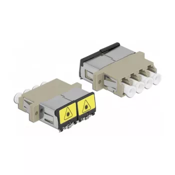 Optinis skaidulų movos adapteris DeLOCK 86904 LC Quad moteriškas į LC Quad moterišką, daugiamodis, smėlio spalvos