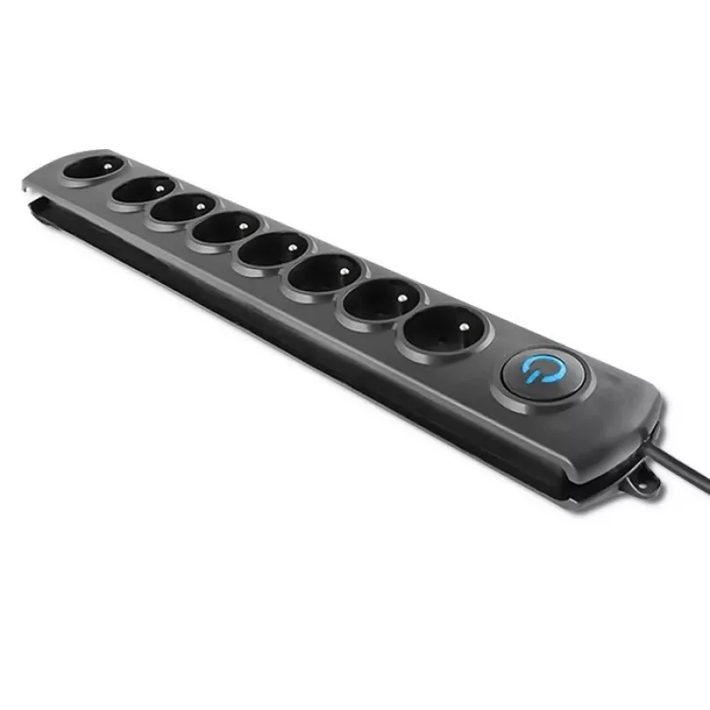 Qoltec 8 lizdų apsauginis filtras nuo įtampos šuolių 3.0 m 50114