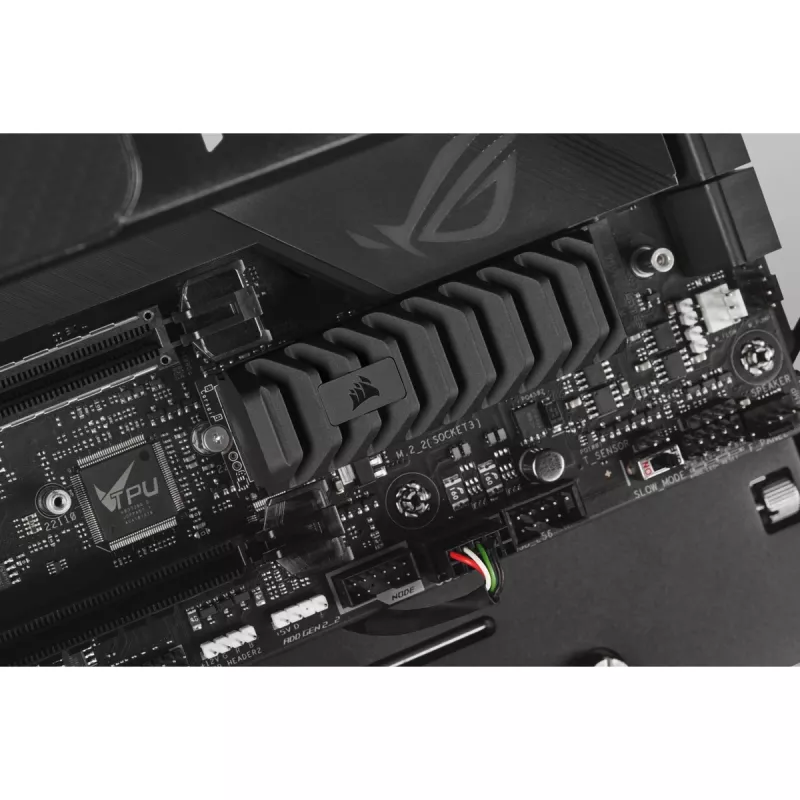 SSD diskas Corsair MP600 PRO XT 8TB M.2 PCIe 4.0 NVMe su radiatoriumi