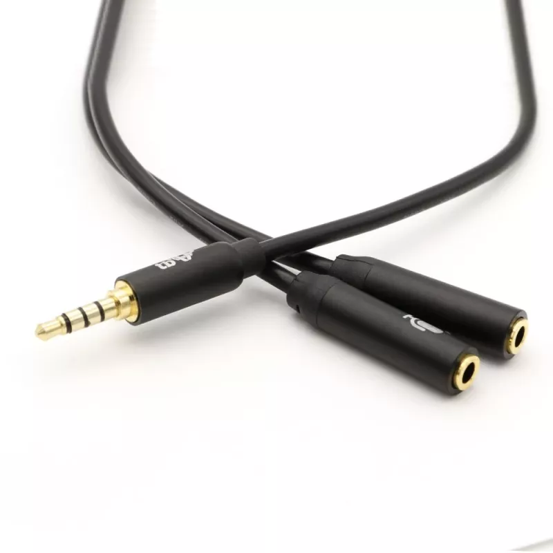 Adapter TB 3,5 mm MiniJack skirstytuvas 1x 3,5 mm kištukas į 2x 3,5 mm lizdus, modelis AKTBXAJ0P2J030B