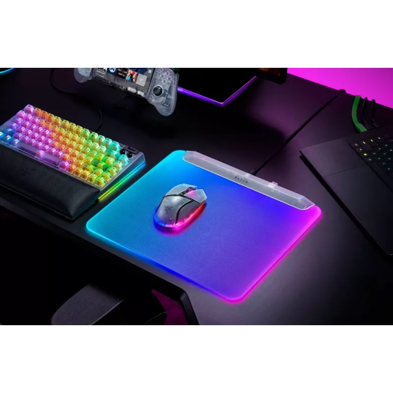 Žaidimų pelės kilimėlis Razer Firefly V2 Pro White – RGB apšvietimas, USB maitinimas, neslystantis pagrindas