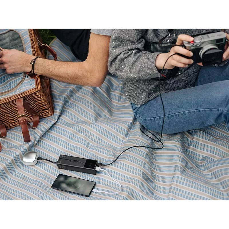 Nešiojamas Power Bank TRACER Quant 10000 mAh Li-Ion, PD & QC3.0, 3 prievadai (2×USB-C, 1×USB-A), 100W, Juodas