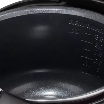 Multivirduvė REDMOND M800S 5 L 900 W Juoda