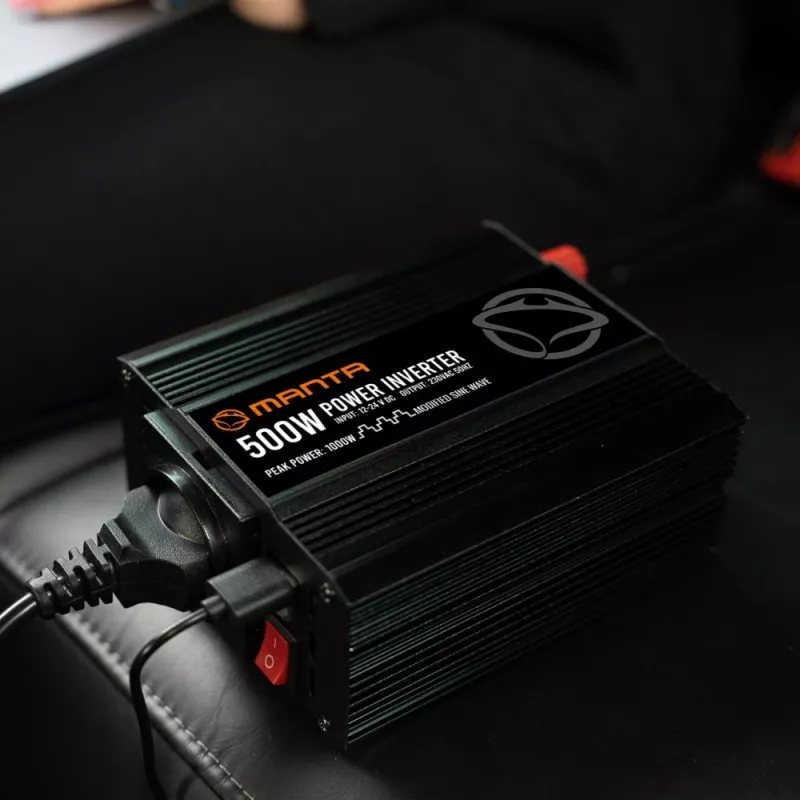 Inverteris MANTA MPI500M 500W nuolatinė / 1000W pikinė DC į AC