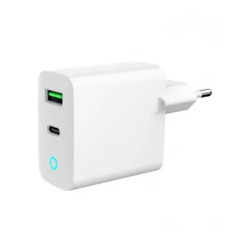 Sieninis maitinimo adapteris 220V GEMBIRD, universalus, 1× USB Type-C PD 20W, 1× USB-A 3.0 QC 18W, LED indikatorius, baltas