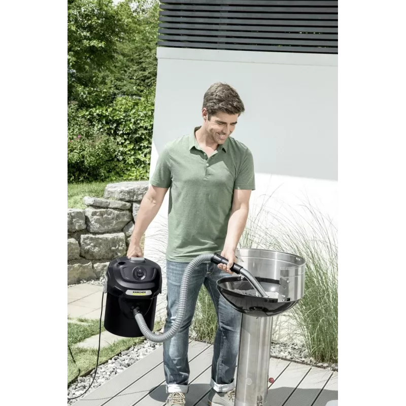 Kärcher AD 2 600 AW – sausas pelenų siurblys, 14 L, 600 AW, žarna Ø 3,5 cm, 1 m žarna, juodas