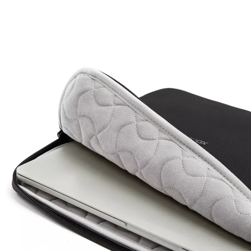 Apsauginis dėklas nešiojamam kompiuteriui XDDESIGN P706.201 – 14 colių (35,6 cm), juodas, su užtrauktuku