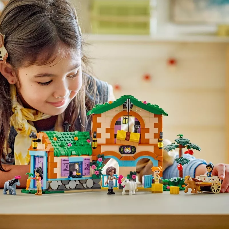 LEGO Friends 42654 Ponių ūkis su arklide